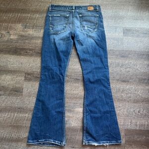 BKE Dement Jeans Womens 29x31 1/2 Y2K Bootcut Stretch Low Rise Distressed